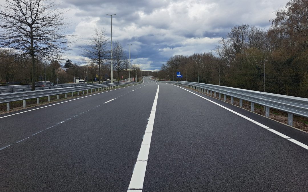 Vrije busbanen voor N75 Europalaan in Genk