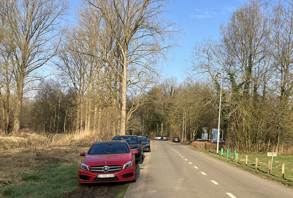 06/03/2025 – Een veilige campus voor iedereen: bermparkeren niet meer mogelijk op Campus Diepenbeek